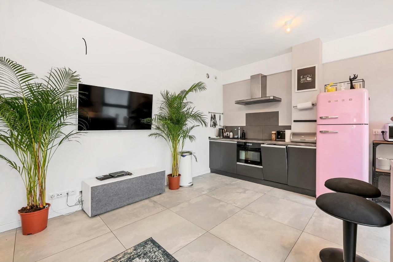 Lumina 4-Room Apart With Large Balcony وارسو المظهر الخارجي الصورة